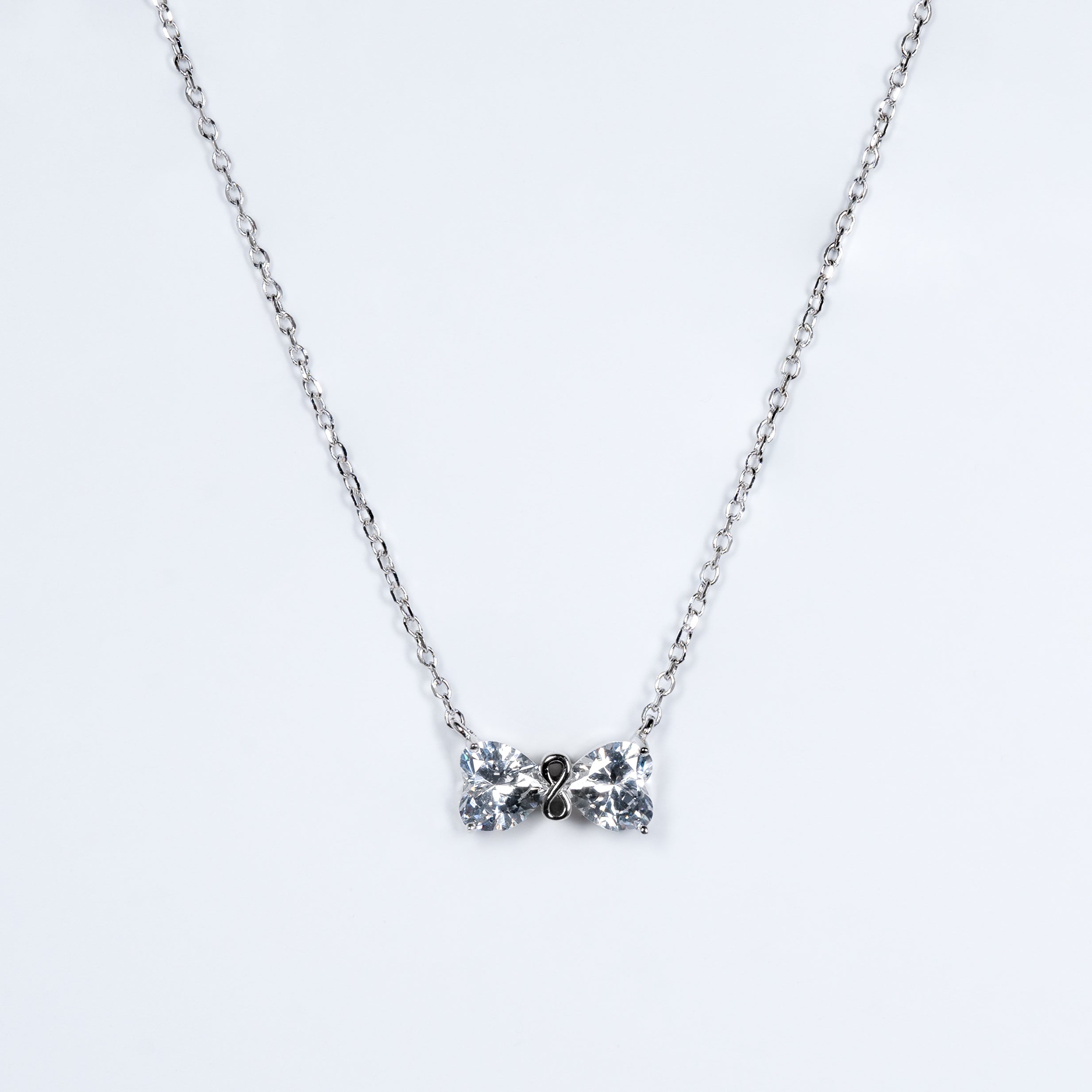 Two Syncing Hearts Beautiful Zirconia Pendant Necklace