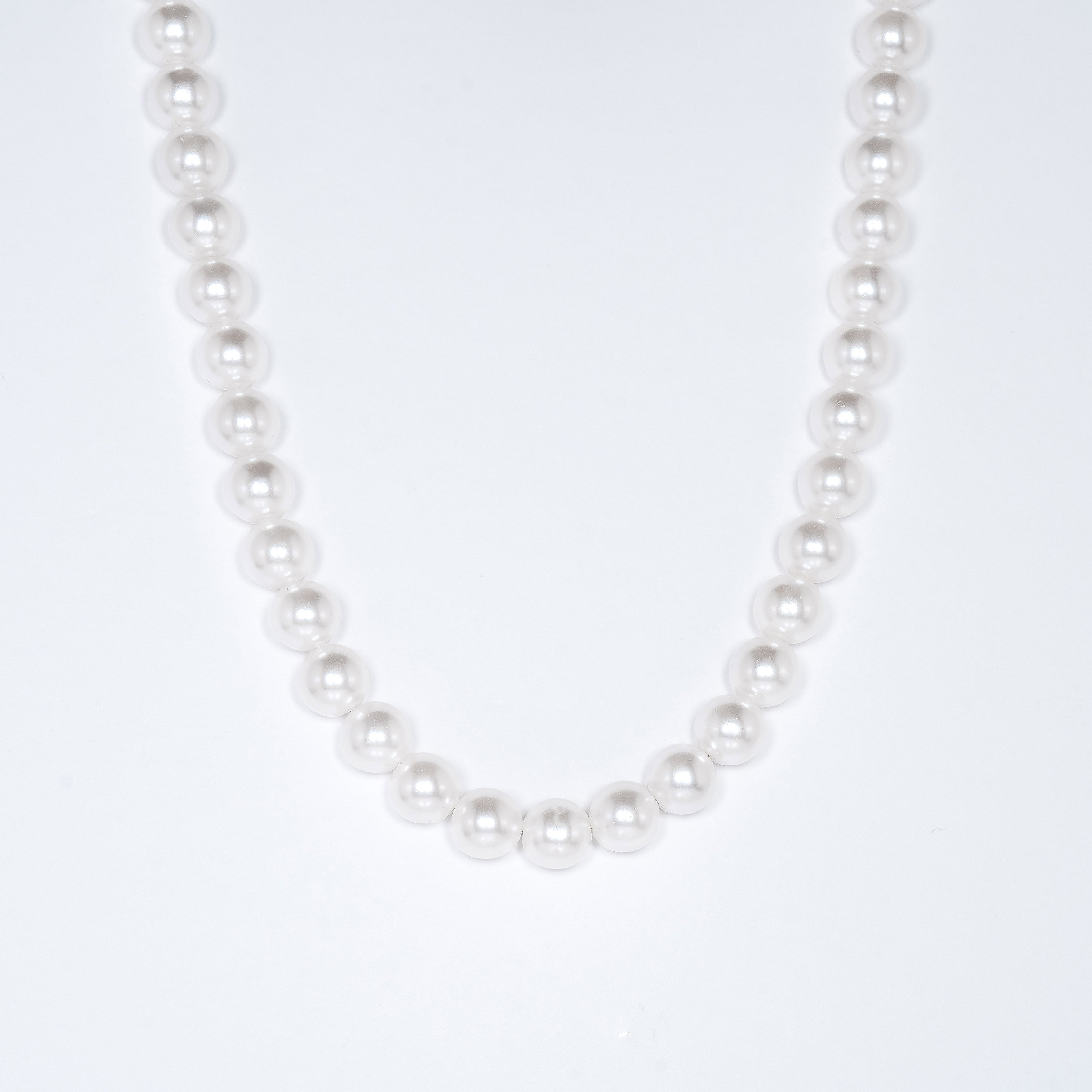 Classic Pearl Necklace
