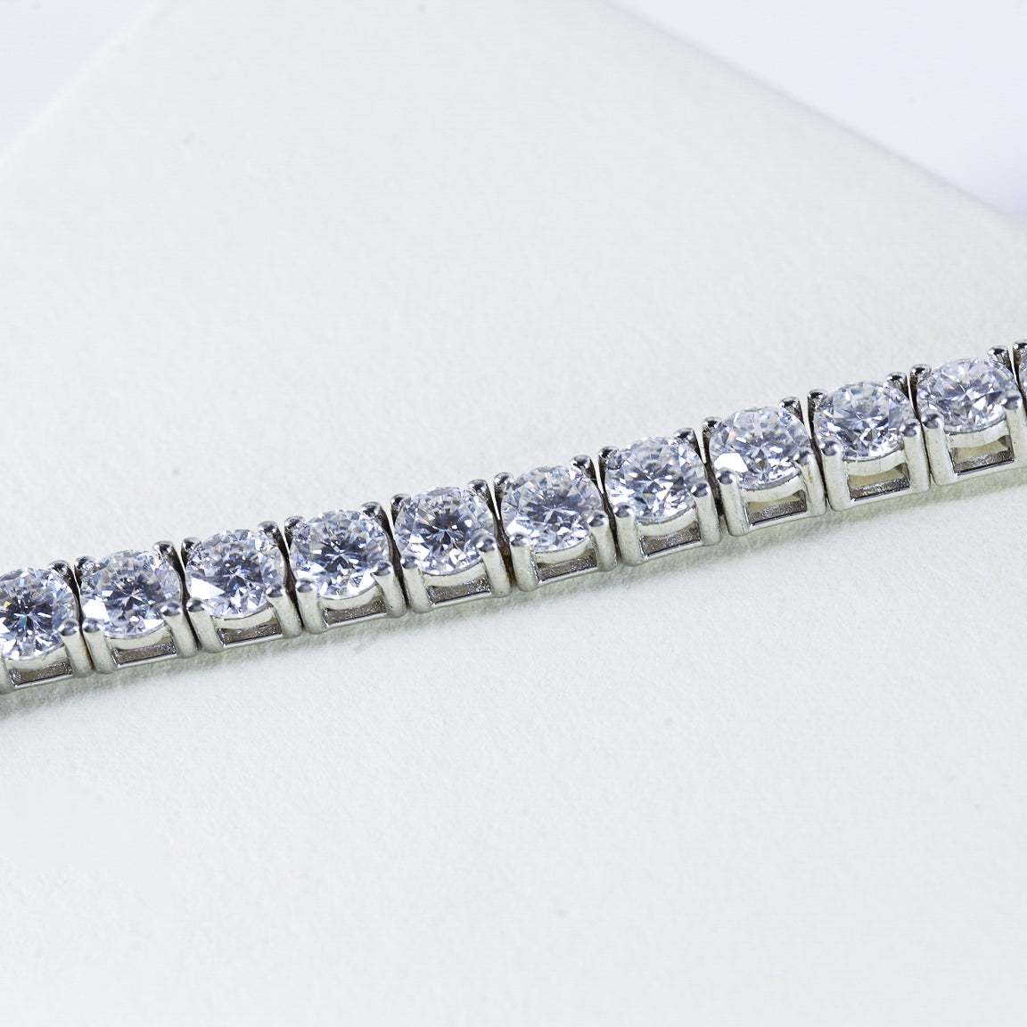 Sparkling Moissanite Sterling Silver Tennis Bracelet - A Diamond-Style Bracelet