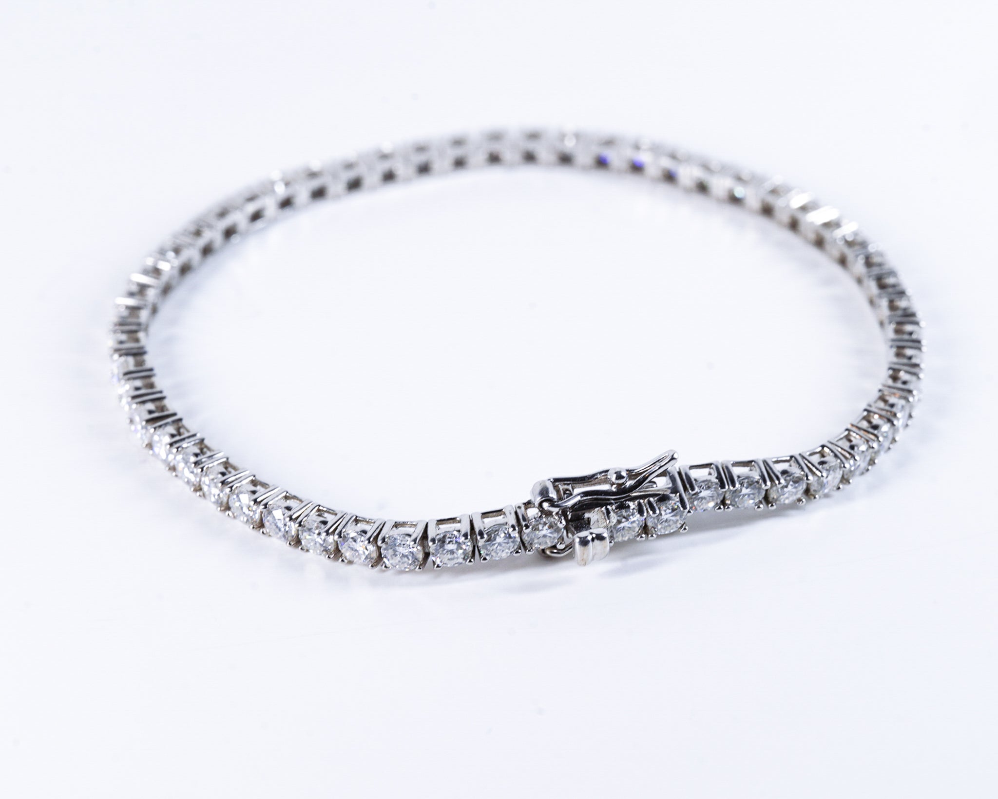Sparkling Moissanite Sterling Silver Tennis Bracelet - A Diamond-Style Bracelet