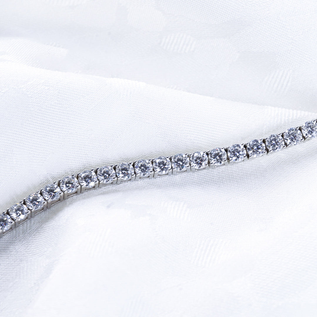 Sparkling Moissanite Sterling Silver Tennis Bracelet - A Diamond-Style Bracelet