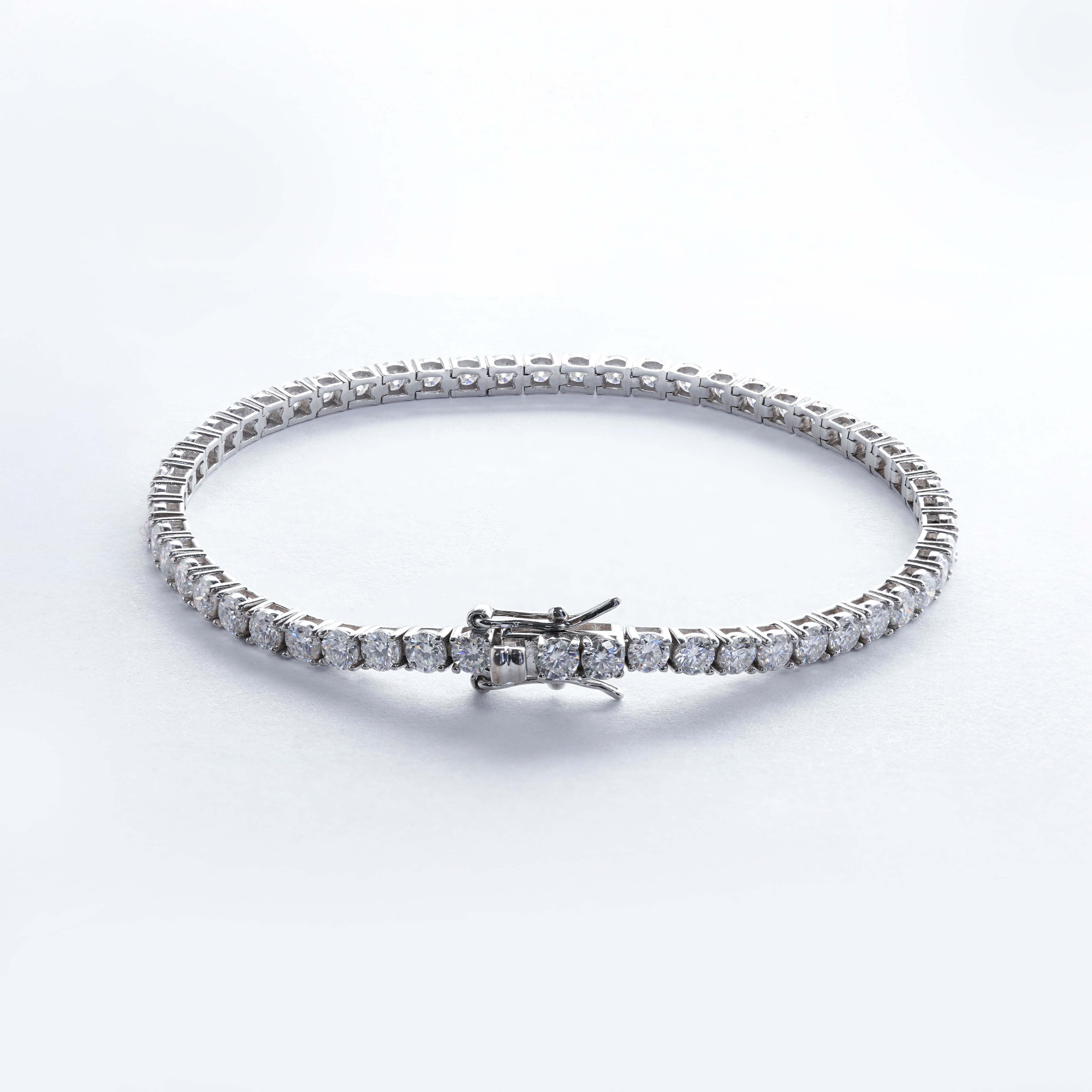 Sparkling Moissanite Sterling Silver Tennis Bracelet - A Diamond-Style Bracelet