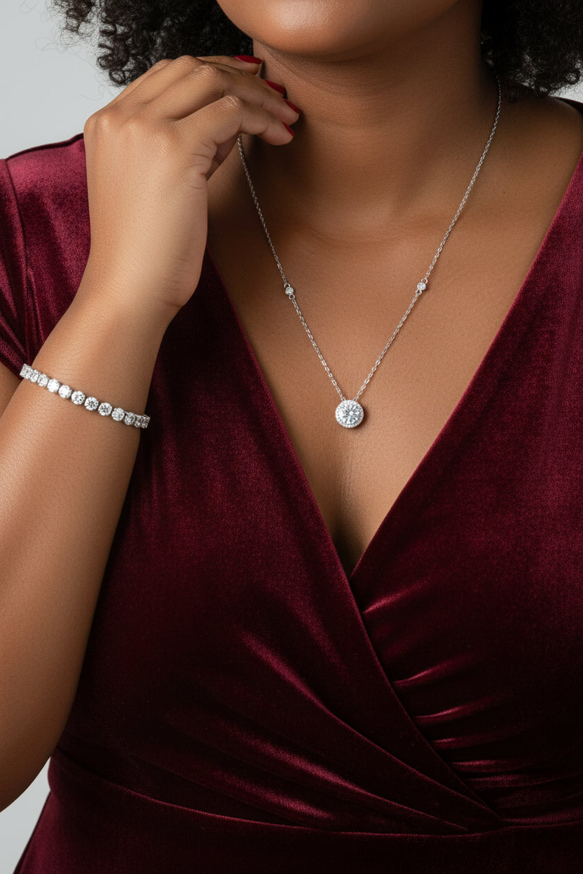 Sparkling Round Cut Pendant Necklace